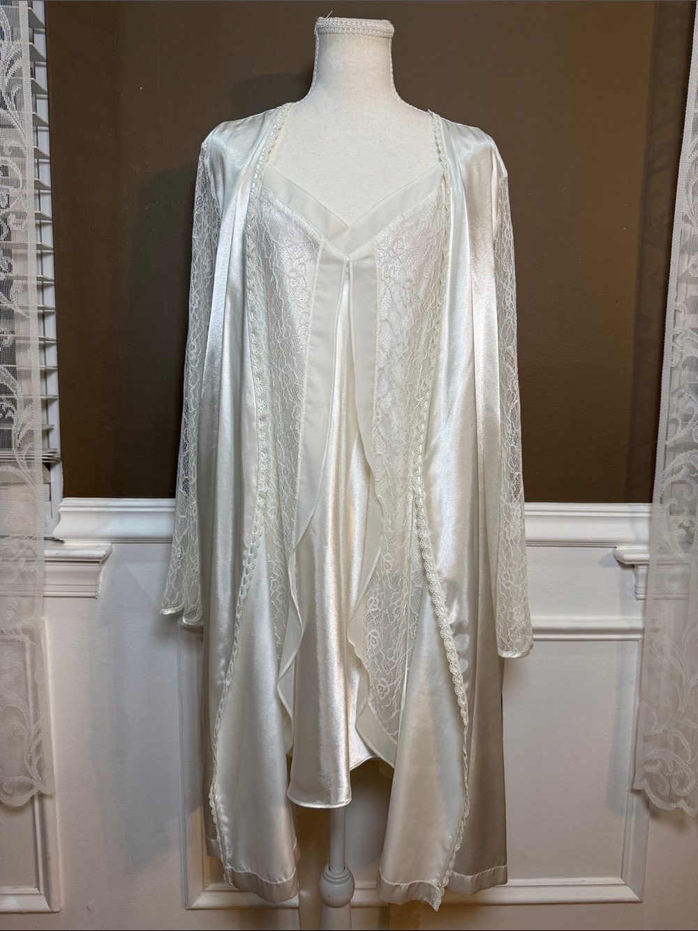 Morgan Taylor Ivory Bridal Lace Satin Robe & Slip Set NWT XL